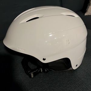 Giro Adult Bevel Snow Helmet
